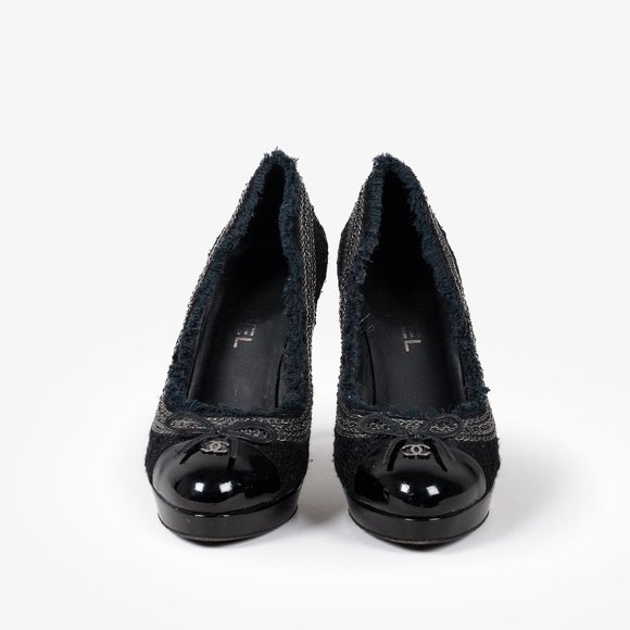 Chanel Tweed Cap-Toe CC Pumps - Picture 2 of 8